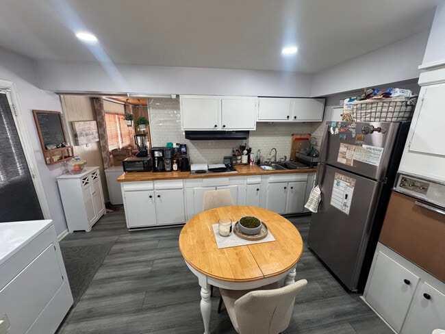 Photo - 249 St Margaret Dr House