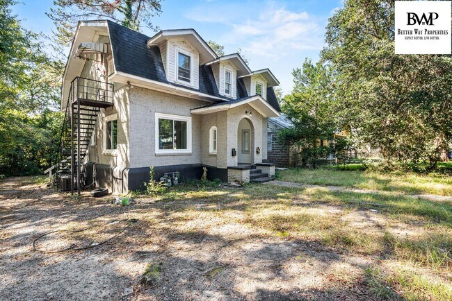 Foto del edificio - 1522 Columbia College Dr