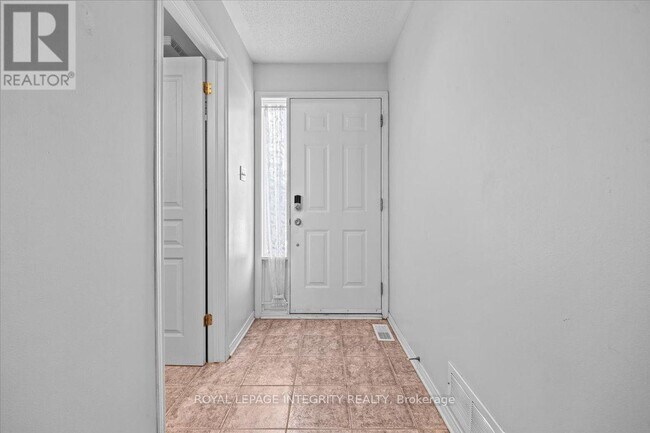 Building Photo - 180 Clearview Ave