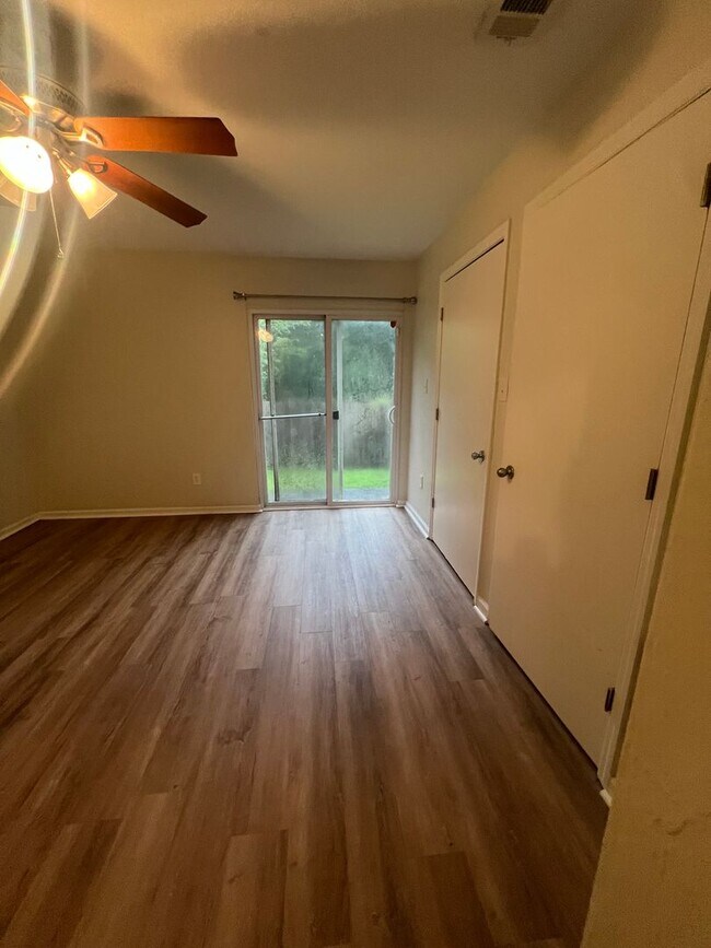 Foto del edificio - 2510 Mar Ct