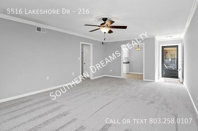 Foto del edificio - 5516 Lakeshore Dr