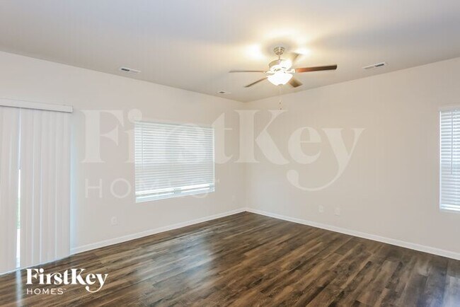 Building Photo - 9632 Hamel St
