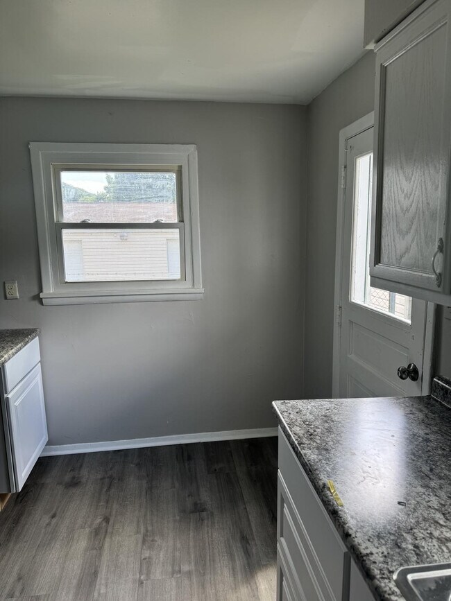 Foto del edificio - 123 Clinton Ave