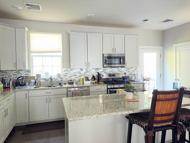 Foto del edificio - 502 Parkview Ln