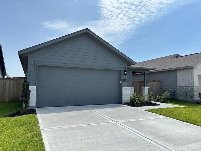 Building Photo - 14150 Granger Pointe Ln