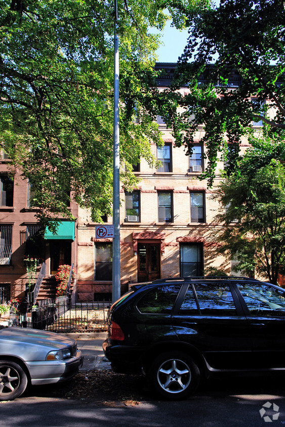 Foto del edificio - The Brooklyn Garden Houses