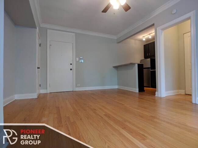 Foto del edificio - 4616 N Paulina St