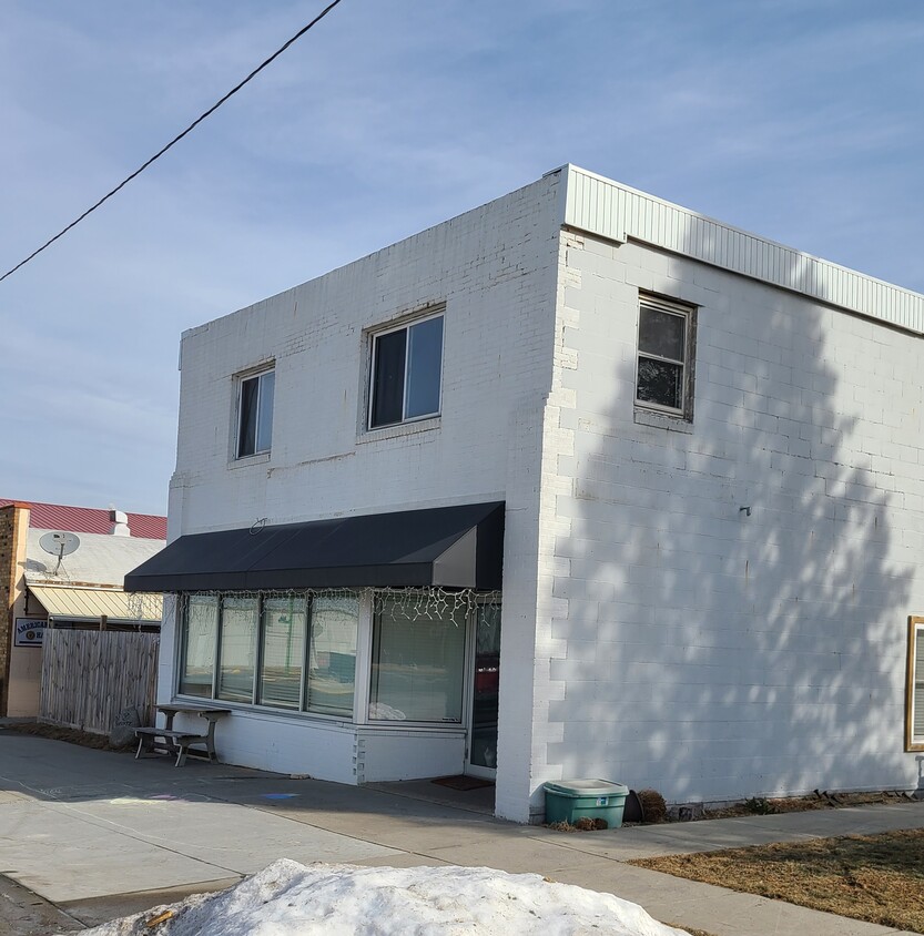 Primary Photo - 1325 6th St