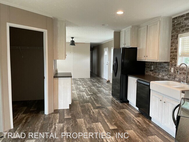 Building Photo - 3 br, 2 bath House - 5536 CONELSON RD