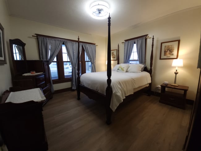 Building Photo - 614 Hwy 44 W