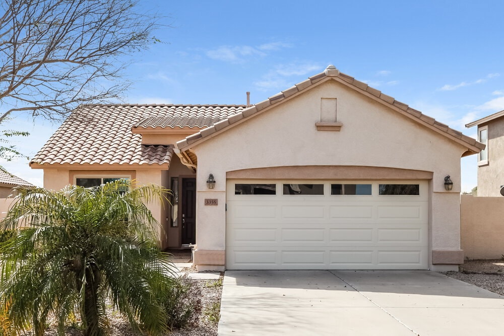 Foto principal - 3355 E Hampton Ln