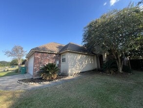 Building Photo - 2568 Middletowne Dr