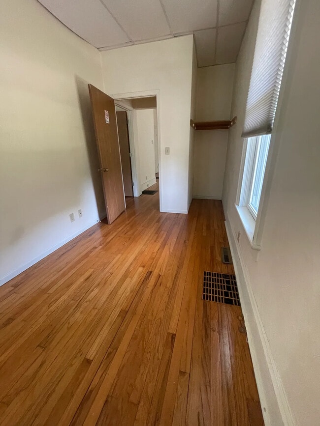 Foto del edificio - 163 N Prairie St