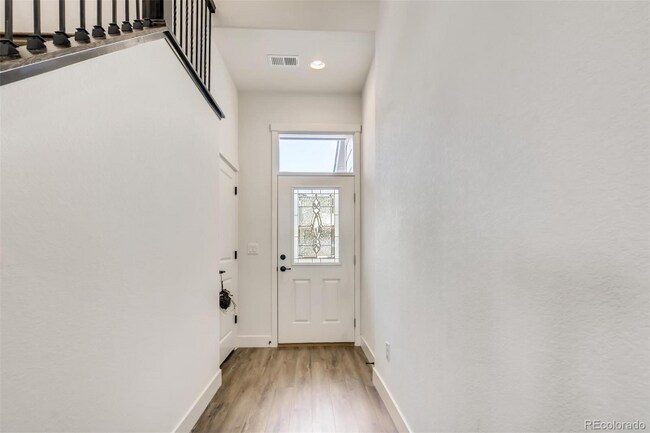 Building Photo - 12246 Blue Fir Ct