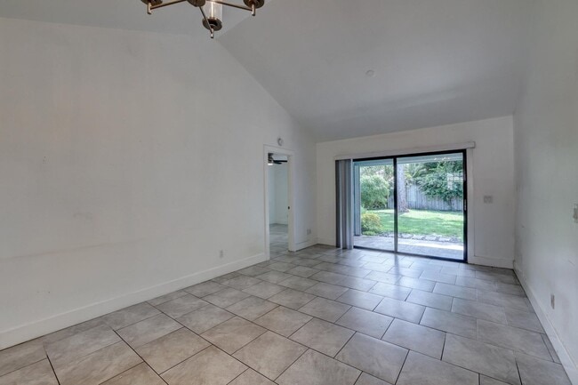 Foto del edificio - 5770 SE Wilsie Dr