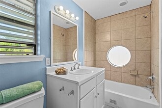 Building Photo - 7316 Overton St