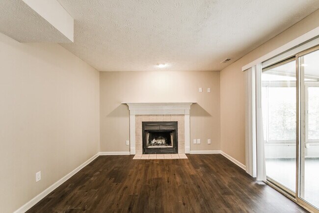 Building Photo - 6105 Jester Ct