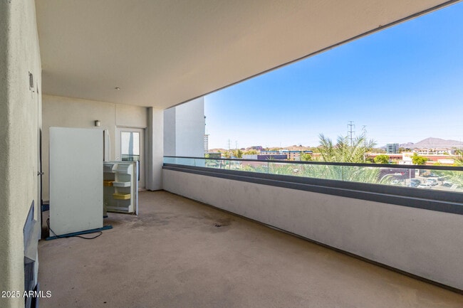 Foto del edificio - 945 E Playa Del Norte Dr