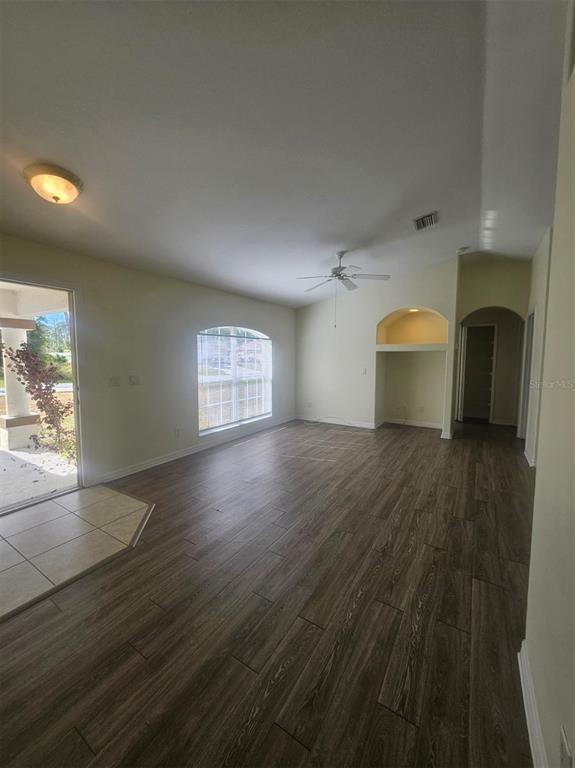 Foto del edificio - 7450 Blutter Rd