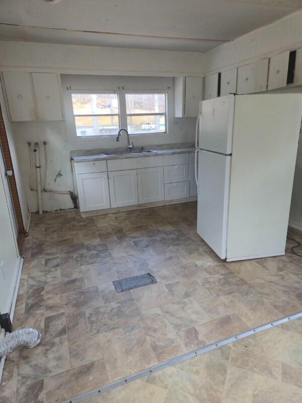 Foto del edificio - 1075 Sweeten Creek Rd