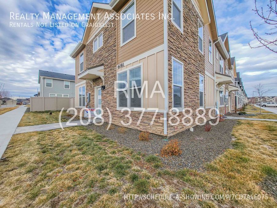 Recently Built 3 Bedroom Townhouse in Sout... Townhome Rentals in