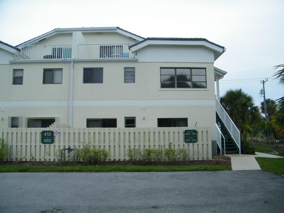 470 Bella Vista Ct N Unit 470, Jupiter, FL 33477 Condo for Rent in