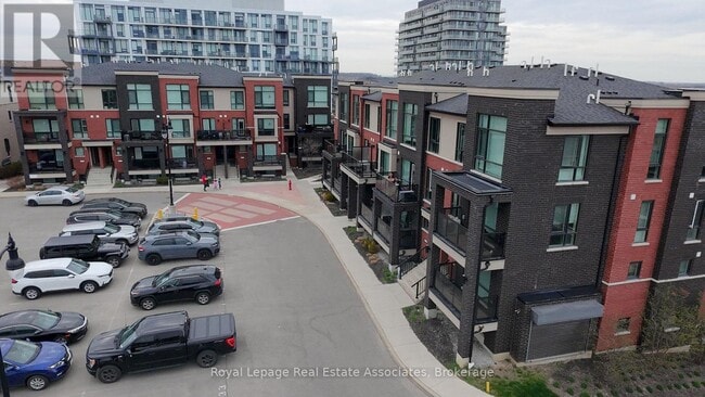 Building Photo - 100-100 Dufay Rd