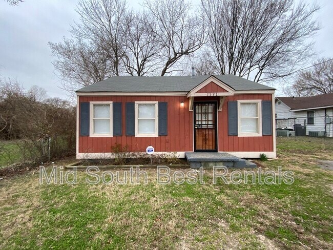 Building Photo - 1591 Echles St