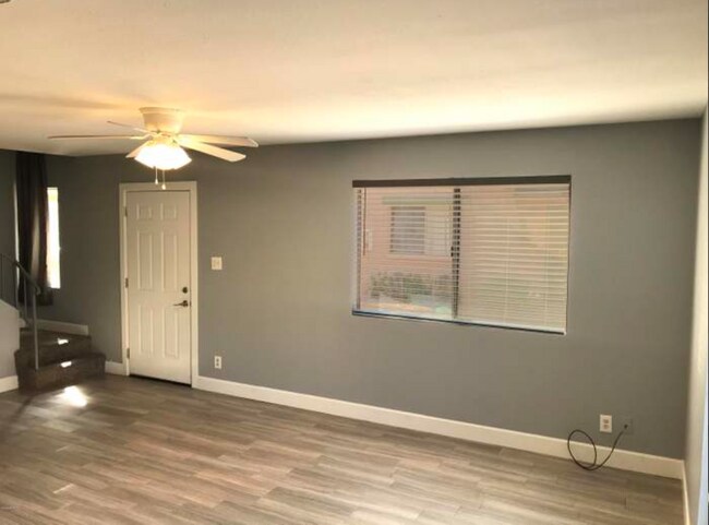 Foto del edificio - 1500 W Rio Salado Pkwy
