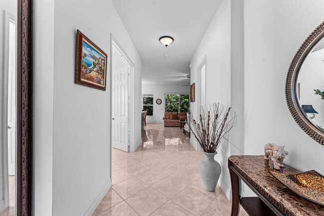 Building Photo - 8727 Carmel Mountain Way