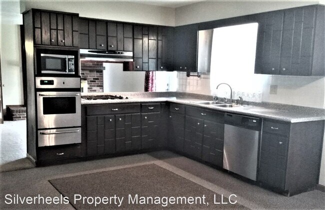 Building Photo - 5 br, 2.5 bath House - 1800 Silver Globe Road