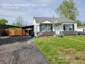 Building Photo - 3413 SE Ohio Ave