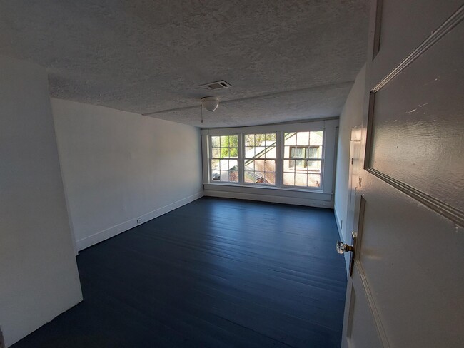Foto del edificio - 547 Atlanta Ave SE
