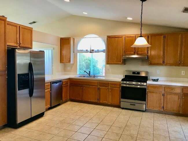 Foto del edificio - 2497 Glen Meadow Ln