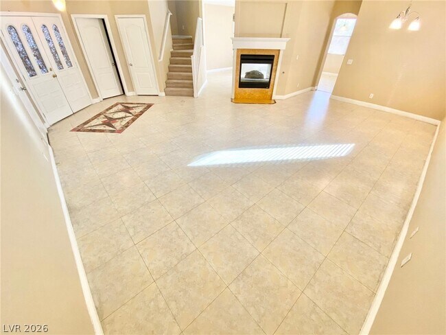 Foto del edificio - 8836 Palm Creek Ct
