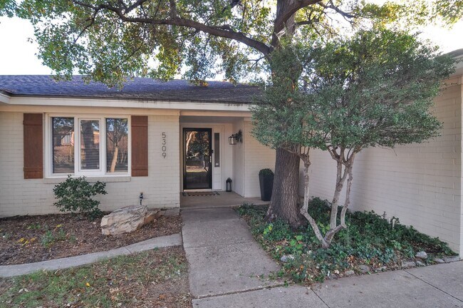 Foto del edificio - Beautiful 4 Bed 2.5 Bath in South Lubbock!