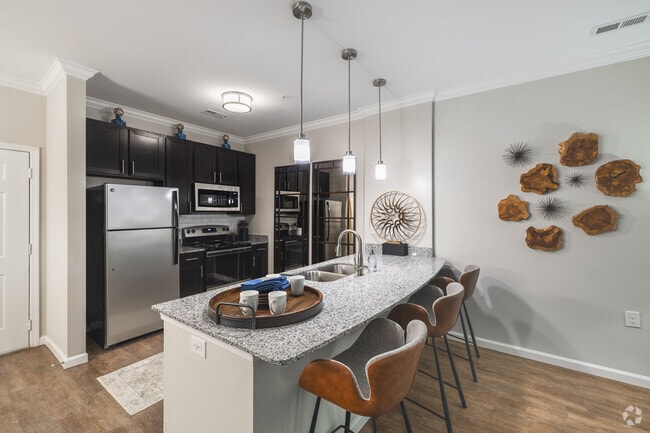 Sapphire | 2BR, 2BA - 1,096SF - Kitchen - Harborstone