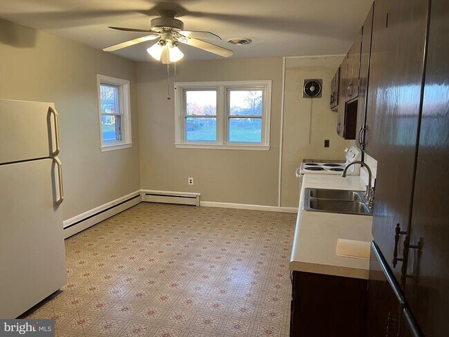 Foto del edificio - 913 S Stepney Rd