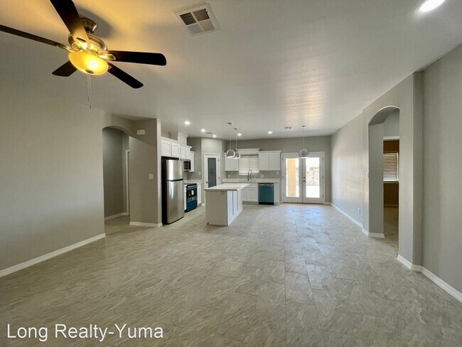 Foto del edificio - 3 br, 2 bath House - 9623 E. 36th Ln