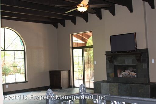 Building Photo - 35 Ridge View Dr