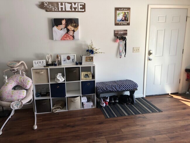 Foto del edificio - 1602 Delton Ave NW