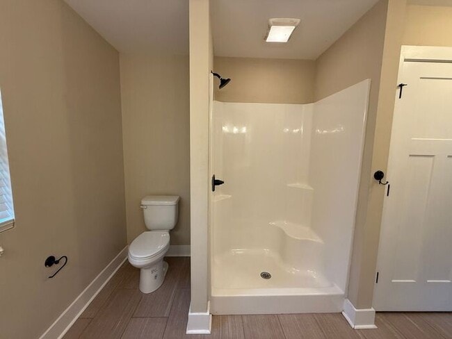 Building Photo - Lovely 3 Bed 2 Bath House in Old Hickory - Fenced in Yard