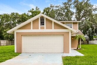 Building Photo - 1140 Windway Cir
