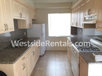 Foto principal - 1416 N Martel Ave