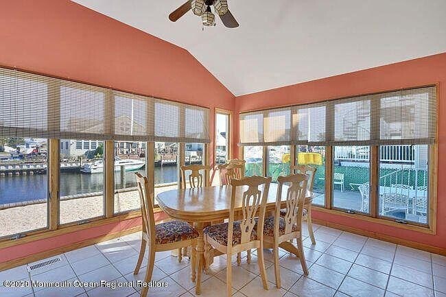 Foto del edificio - 47 Pilot Rd