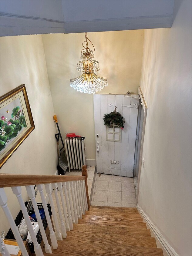 Foto principal - 77-02-77164 164th St