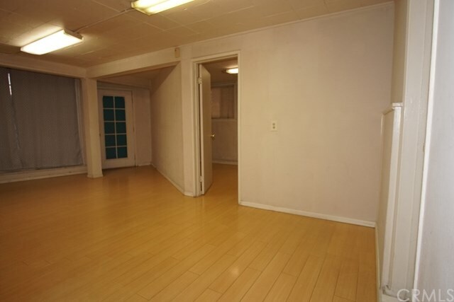Building Photo - 807 E Wells St