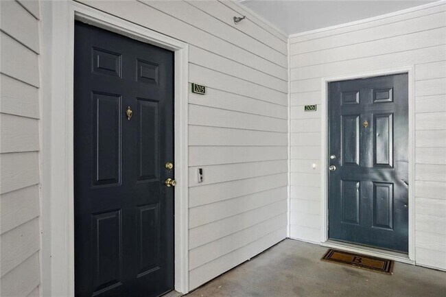 Building Photo - 206 Spring Heights Ln