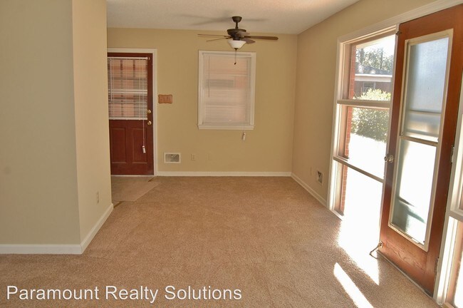 Building Photo - 2 br, 2 bath House - 214 Benson Road