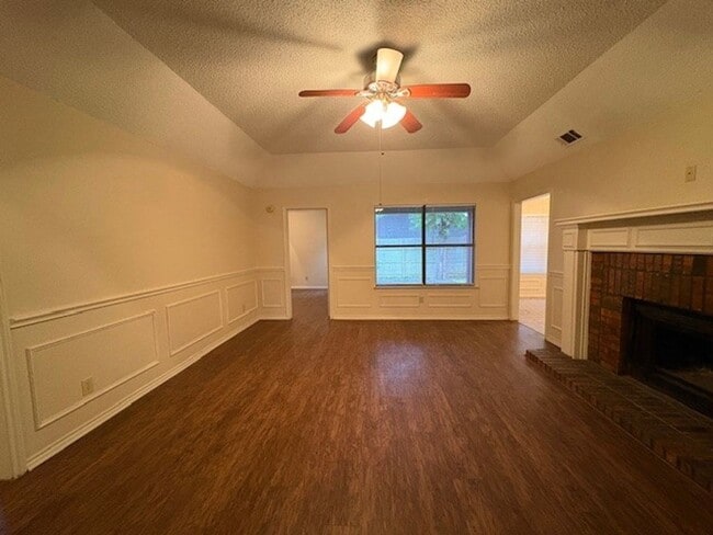Foto del edificio - Charming 3 Bedroom Home!!